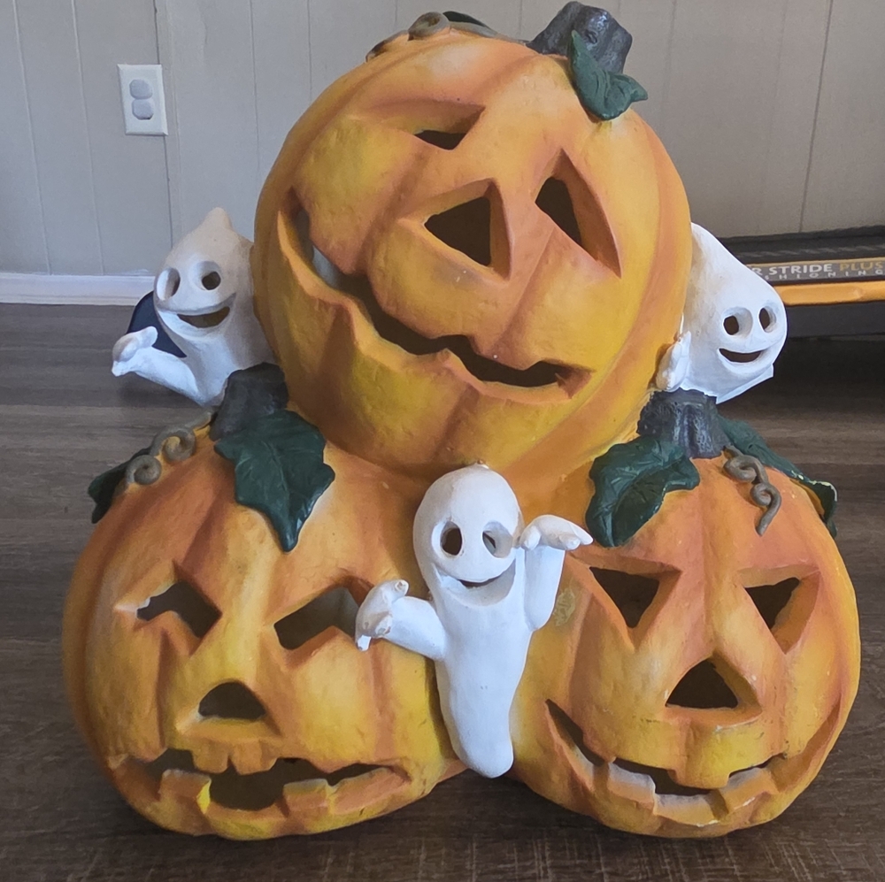 Halloween Vintage Ceramic Ghosts & Pumpkins Figurine Display - Picture 2 of 11